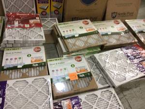 LARGE MIX LOT OF AIR FILTERS Customer Returns See Pictures&nbsp