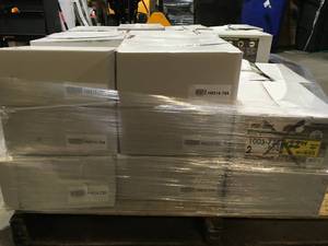 lot 22 image: Pallet of Premium Deck Screws see pictures