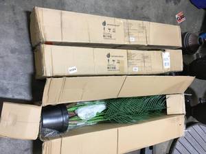 lot 37 image: Lot of Outdoor Home Decor Items see pictures