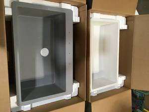 lot 40 image: Lot of 2 Kitchen Sinks see Pictures