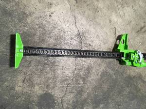 lot 46 image: Arcan 3-Ton Farm Jack 60 in. see pictures