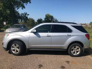 lot 26 image: 2010 Chevrolet Equinox LT