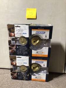 lot 15 image: Lot of 4 assorted door handles