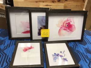 lot 55 image: Assorted lot of wall art see pictures