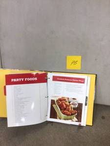 lot 78 image: Crockpot Slow Cooker Recipe Book see pictures