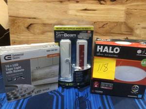 lot 118 image: Lot of 3 mixed and assorted Lighting Customer Returns See Pictures