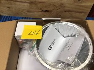 lot 136 image: Floorescent Area Light