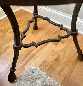 lot 7 image: Glass Top Accent Table w Black Decorative Metal Base