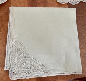 lot 109 image: Linens