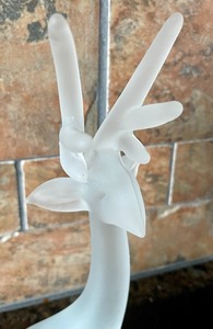 lot 117 image: Glass Figurine