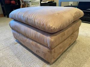 lot 53 image: Upholstered Foot Stool