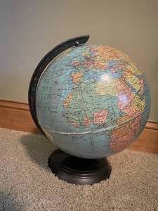 lot 70 image: Time Estes Globe