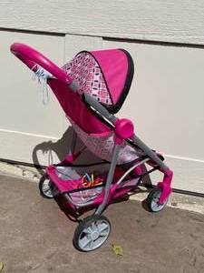lot 85 image: Graco Doll Stroller