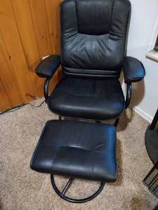 Recliner & Ottoman