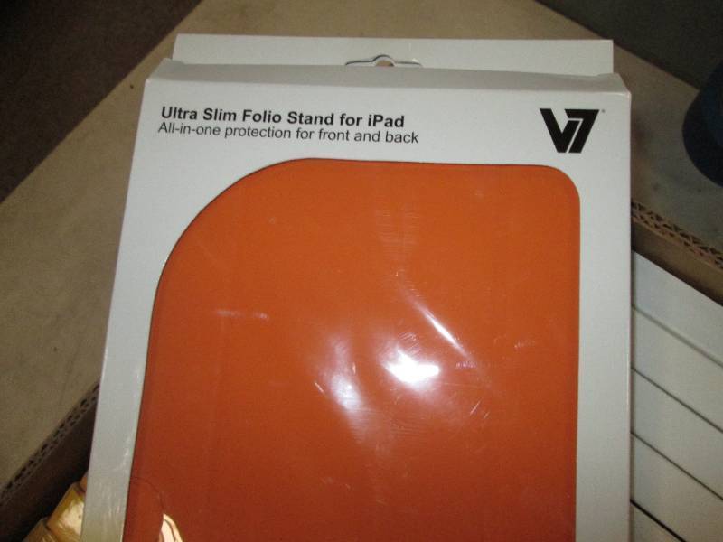 Box containing 20 Ultra Slim Folio ...