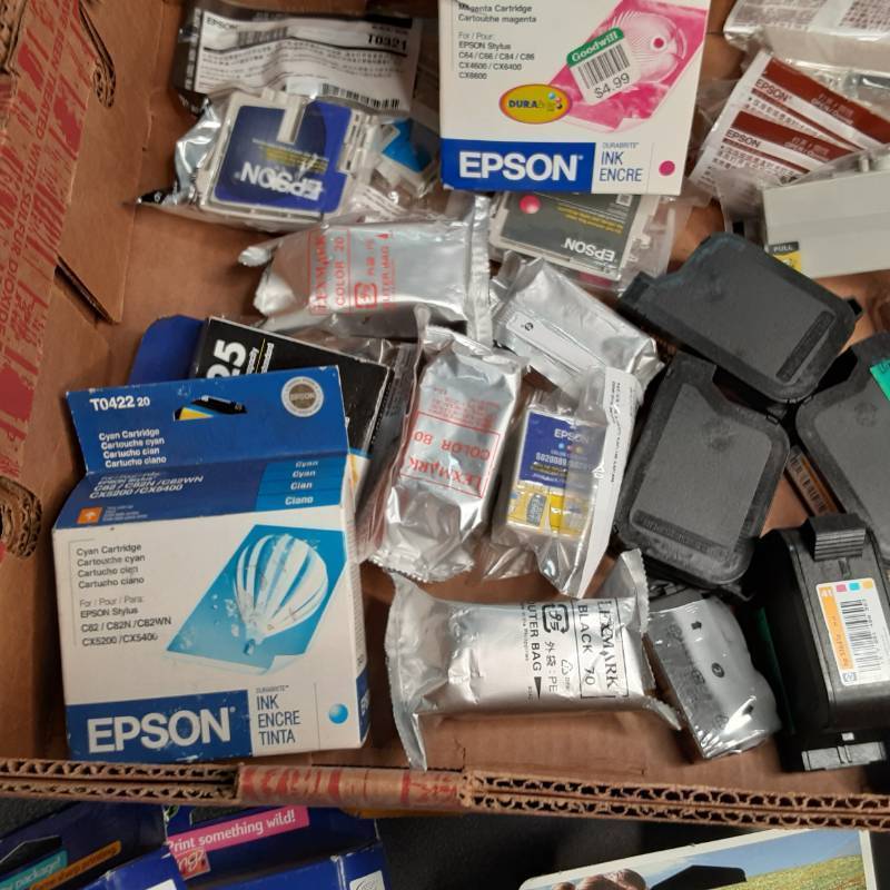Box Full of Hp, Cerox, Dymo, Epson ...