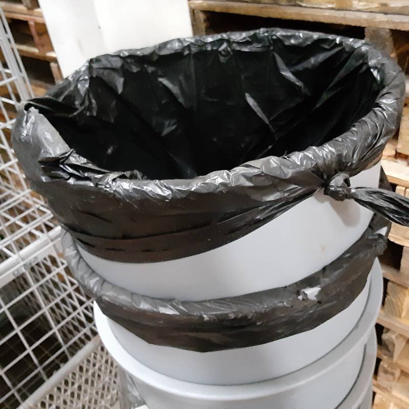 (6) Commercial Garage Bins...