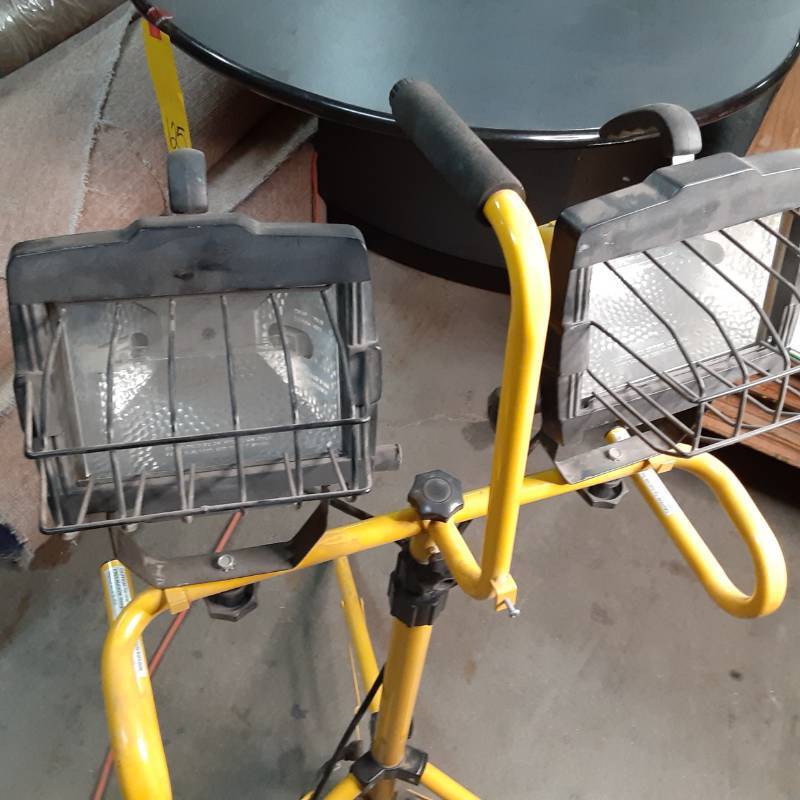 Industrial Work Lamp With Adjustabl...