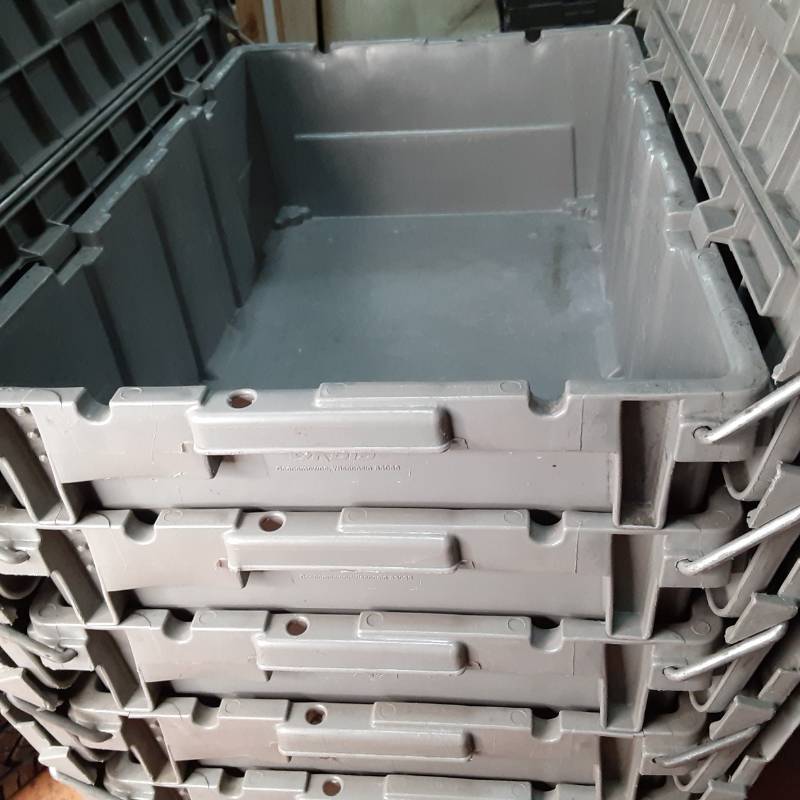 (5) Interlocking Heavy Duty Plastic...