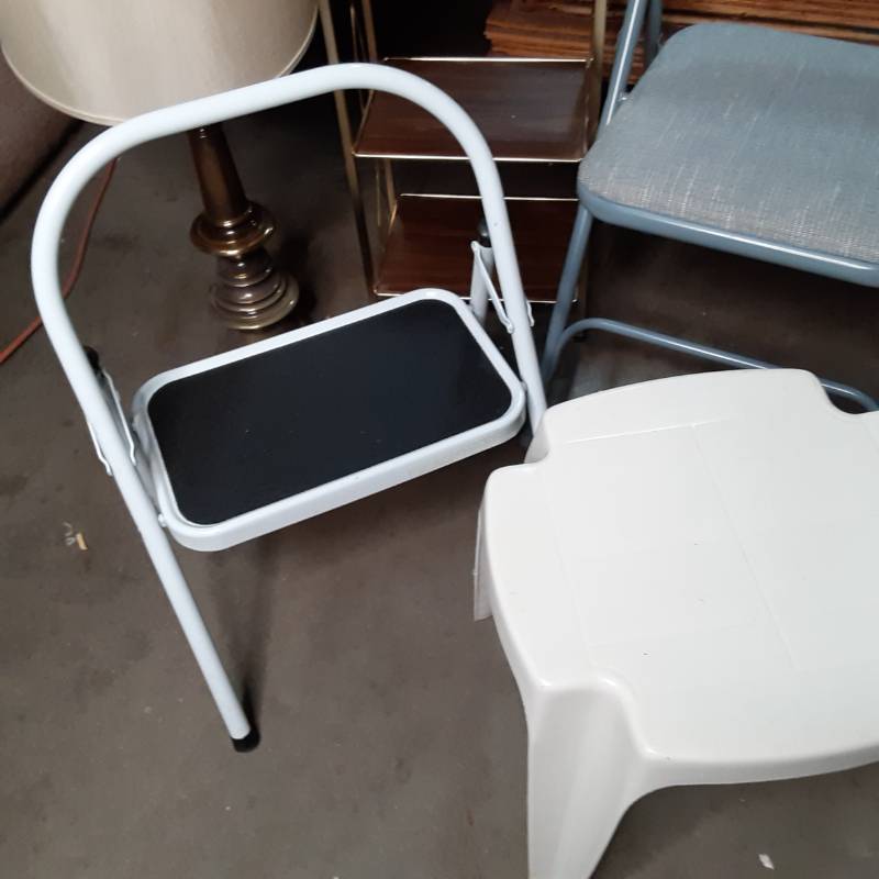 Vintage Table Lamp, Vintage 3-Tier Storage Stand, 3 pc. Plastic Side Tables, Step Stool, and Folding Chair See Photos