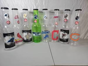 lot 9 image: 8 New 21 Inch Team Bottle Banks