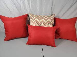 lot 17 image: 4 New Indoor  Outdoor Arlington House by Meadowcraft Throw Pillows