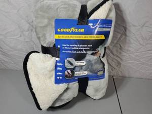 lot 36 image: New Goodyear 12V Plush Sherpa Heated Blanket