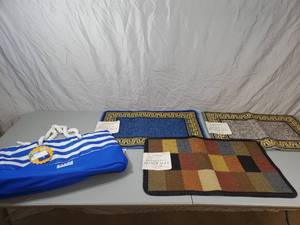 lot 79 image: 3 New Rugs and New Rope Handle Tote Bag