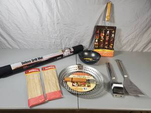 lot 104 image: New BBQ Grilling Items
