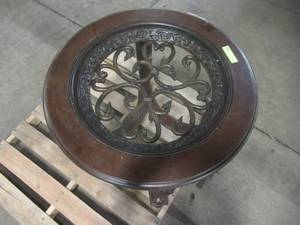 lot 301 image: Signature Design Norcastle Round End Table T499-6
