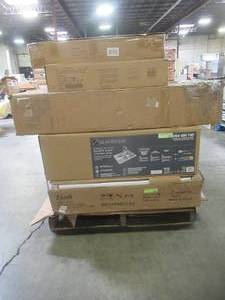 lot 322 image: WHOLESALE MIXED PALLET OF MISCELLANEOUS INDOOROUTDOOR FURNITURE AND DECOR