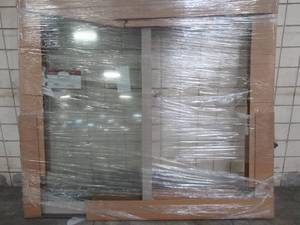 lot 513 image: Simonton 6500 Series Sliding Glass Patio Door, Oak Finish InteriorGray Vinyl Exterior, 95 x 80 x 4 916.