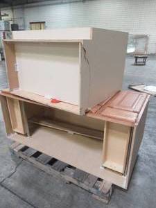lot 116 image: WHOLESALE MIXED PALLET OF MISCELLANEOUS KITCHEN CABINETS