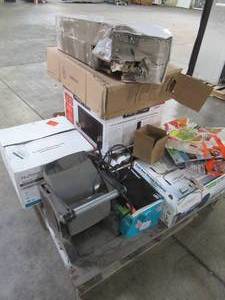 lot 221 image: WHOLESALE MIXED PALLET OF MISCELLANEOUS APPLIANCES, LIGHTING AND MORE