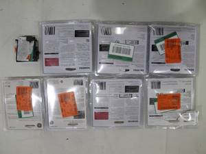 lot 403 image: Lot of 8 Assorted SiemensGE Circuit Breakers