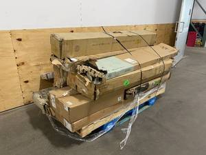 lot 65 image: AMAZON Returns Pallet