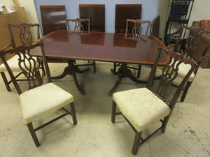 lot 508 image: HICKORY DINING TABLE W DECORATIVE PEDESTAL CASTER CLAW-FEET LEGS, CHAIRS, LEAVES, COVER