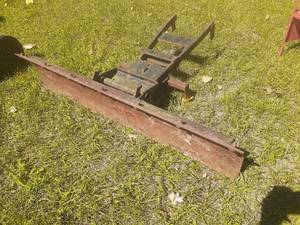 lot 101 image: Vintage Plow Attachment 46.25 Pos...