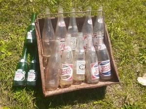 lot 111 image: Vintage Glass Bottles Canada Dry, ...