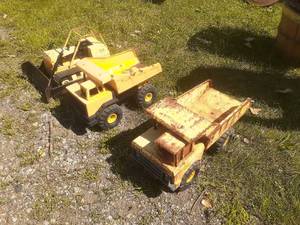 lot 123 image: Vintage Toy Tonka Trucks (Mighty To...