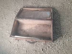 lot 144 image: Vintage Metal Suitcase See Photos...