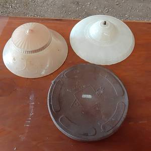 lot 169 image: Vintage Glass Light Globes See Pho...
