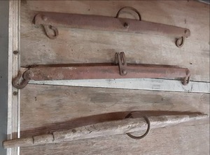lot 254 image: Vintage Horse Implement Pieces See...