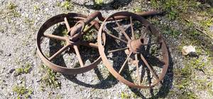 lot 27 image: Lot of (2) Vintage Rims See Photos...