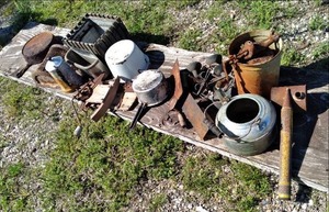 lot 59 image: Lot of Vintage Hand Tools (Fly Spra...