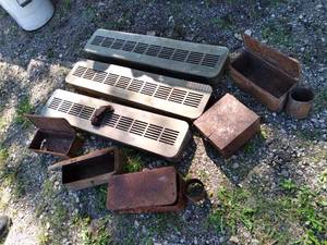 lot 69 image: Vintage Air Register Units, and 5 M...
