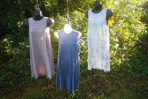 lot 8 image: 3 small...