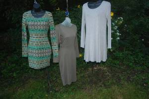 lot 15 image: 3 small...