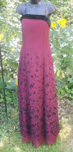 lot 17 image: Strapless Formal size 78...