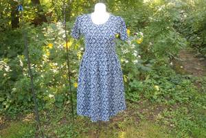 lot 22 image: 1 size 2X...
